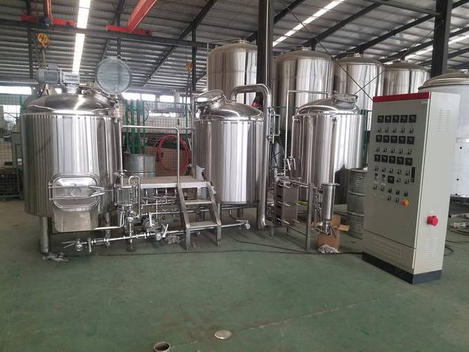 龙湖全套啤酒设备一套多少钱？开精酿厂到底得配齐哪些？